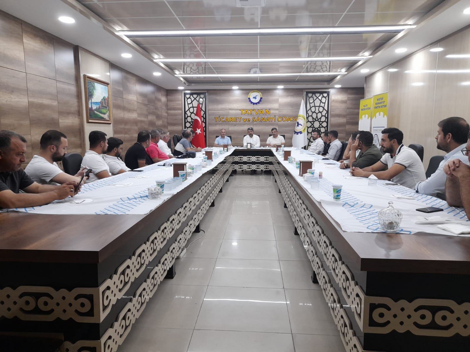 Meclis Üyemiz Ecevit Özkan Koordinasyonunda Özel Eğitim ve Rehabilitasyon Merkezleri Odamızda Toplandı